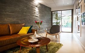 Palm Lodge Guest House